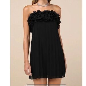 LULUS Black Strapless Ruffled Shift Mini Dress Sz S